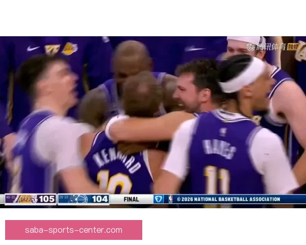 詹姆斯独占多个历史第一 湖人球员打高尔夫合影东契奇靠边站